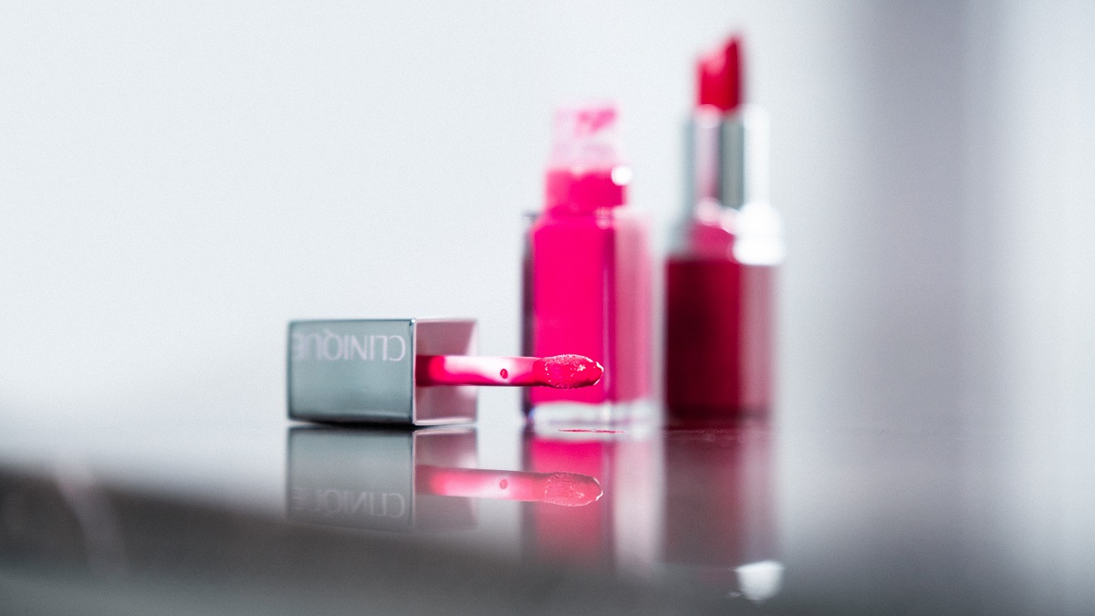 Tinta para labios o lip gloss. ¿Cuál es mejor para ti?