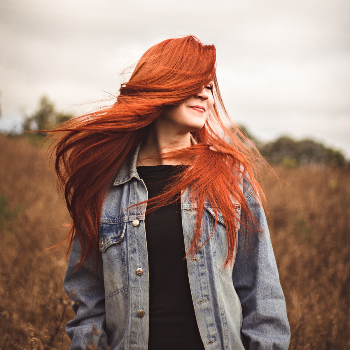 Cómo cuidar el pelo rojo