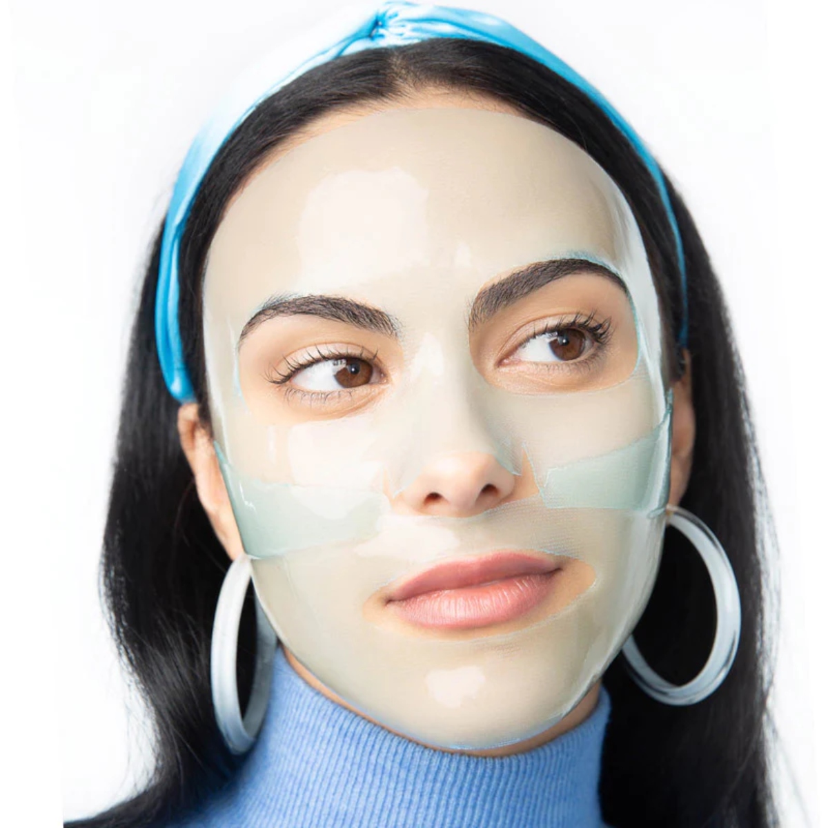 Conoce las mascarillas de Camila Mendes, actriz de “Riverdale”