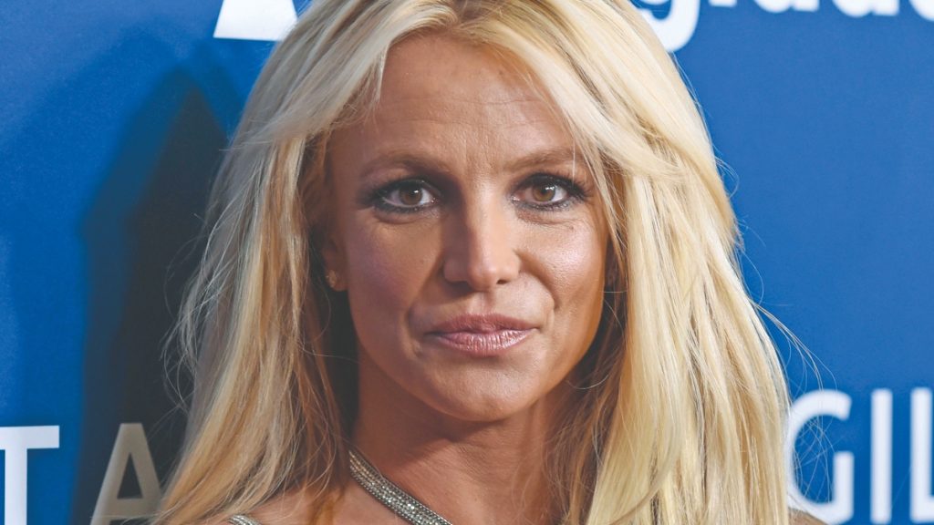 Britney acusa a su familia