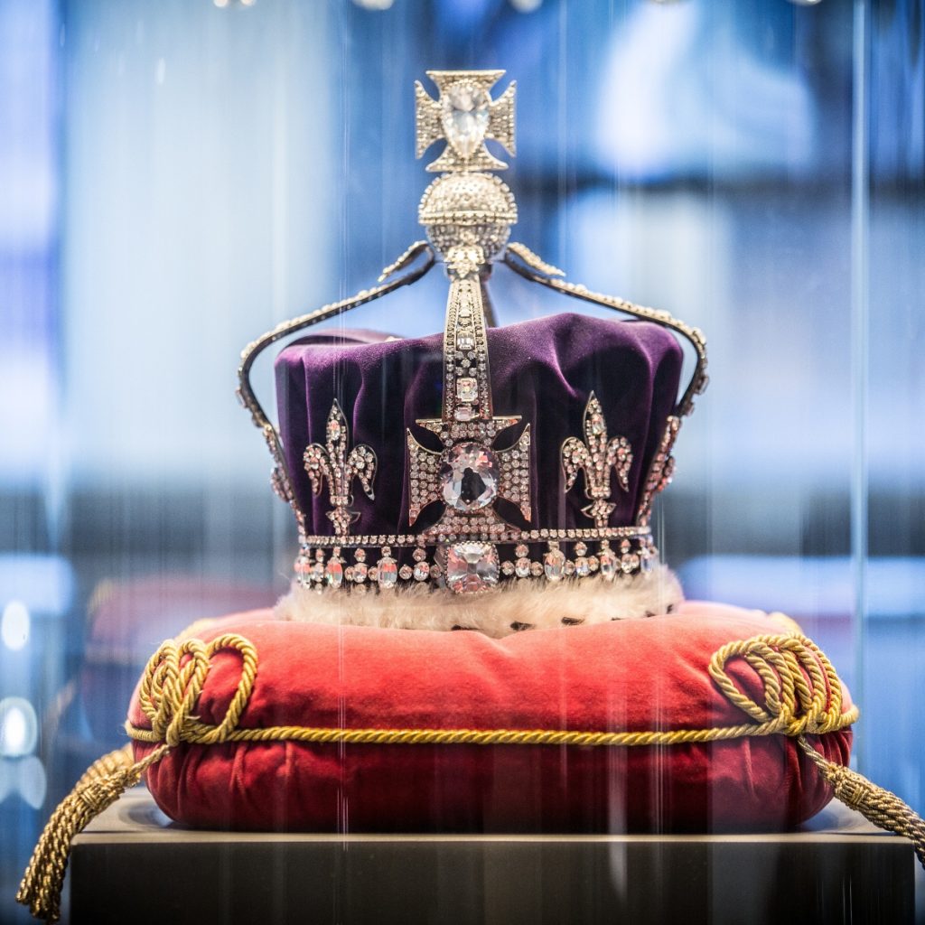 Qué es el 'Koh-i-Noor', la piedra de la Corona que llevará Camilla