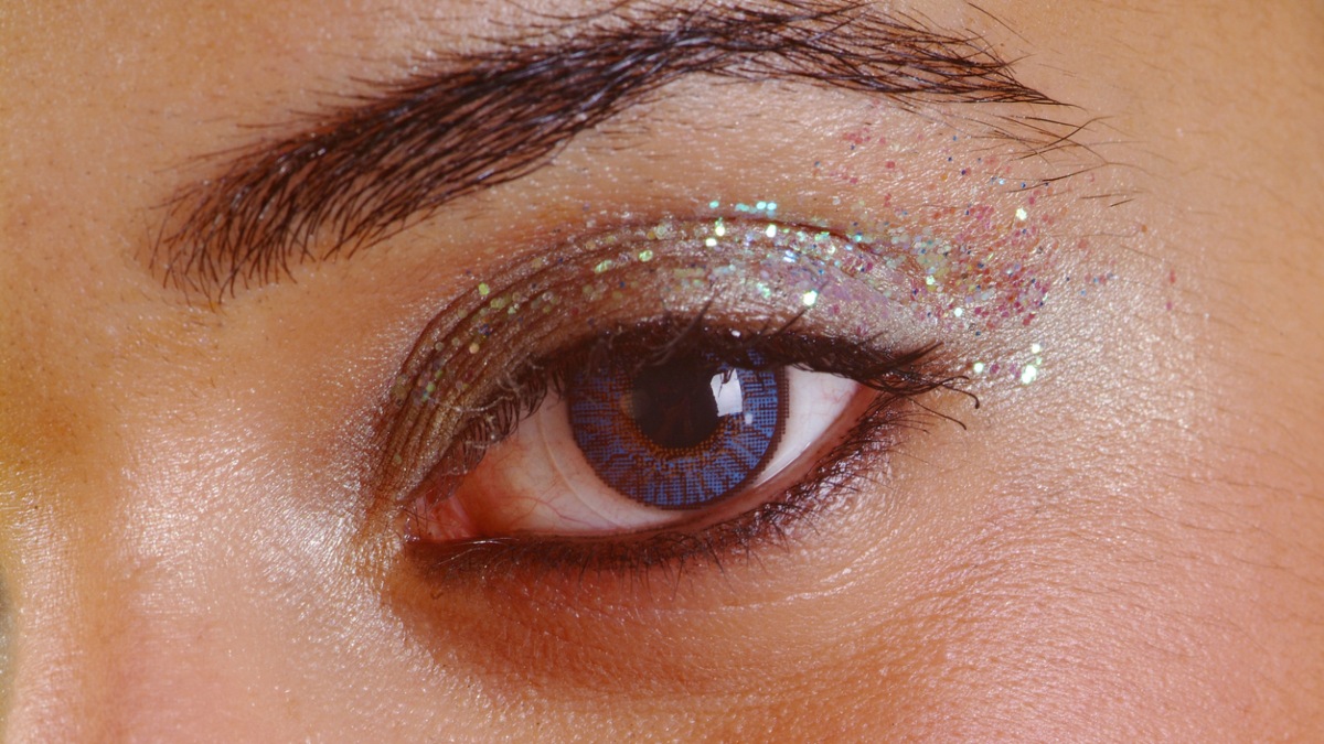 glitter eyeshadow