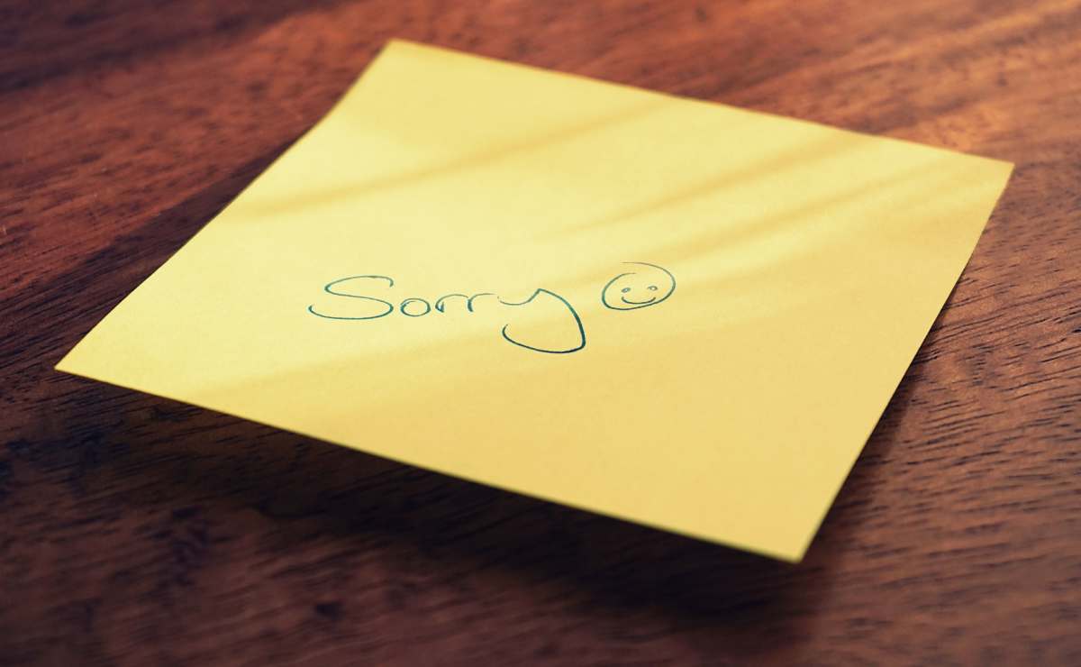 Estas son las peores cosas que puedes decir cuando te disculpas