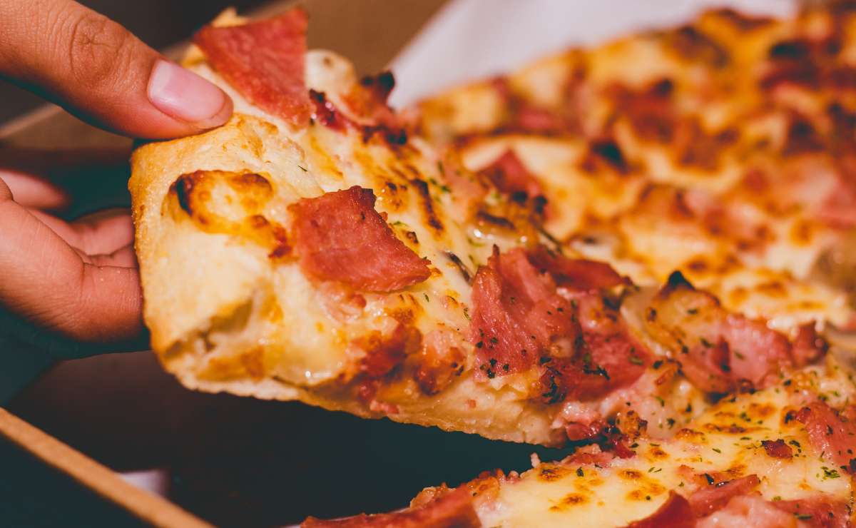 Qué le pasa a tu cuerpo cuando comes pizza
