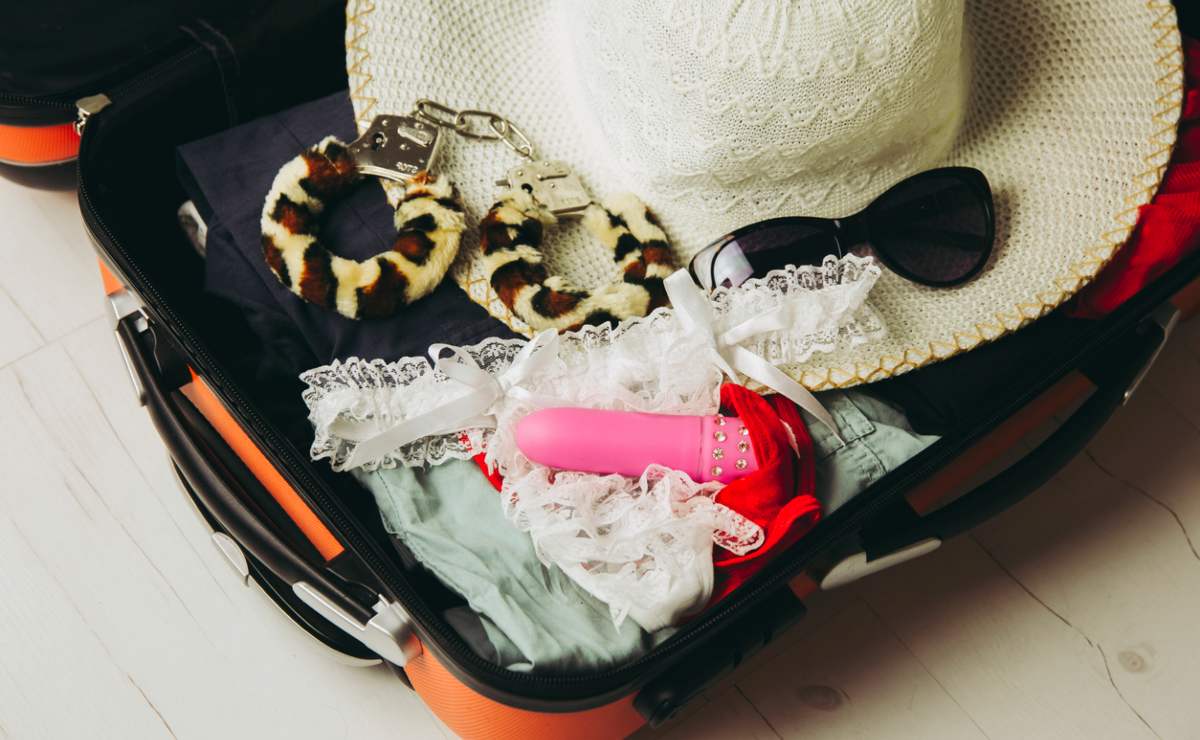 ¿Puedes llevar juguetes sexuales en tu equipaje si viajas en avión?