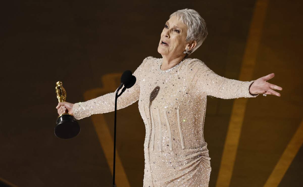 Jamie Lee Curtis se lleva su primera estatuilla como Mejor Actriz de Reparto