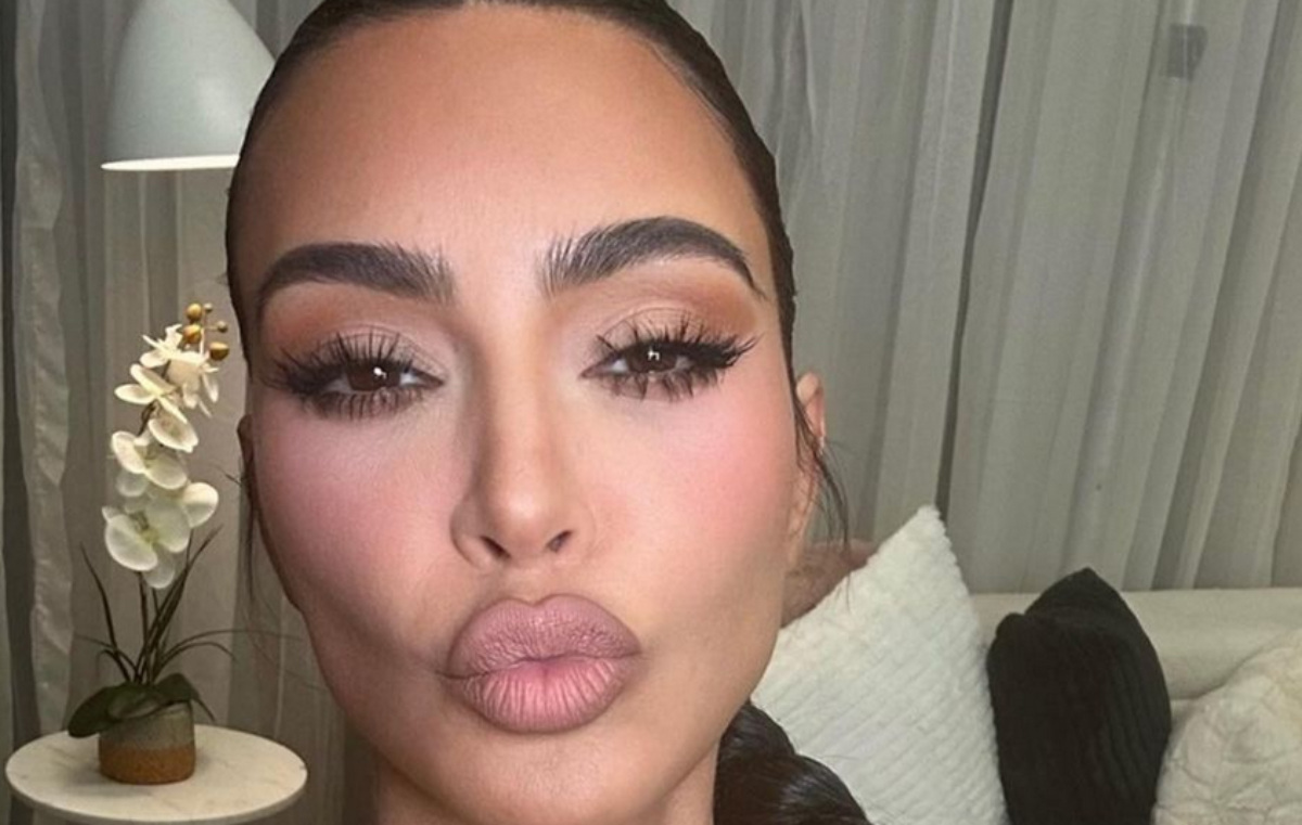 “Esa cara es nueva”, reaccionan a fotos de Kim Kardashian al natural