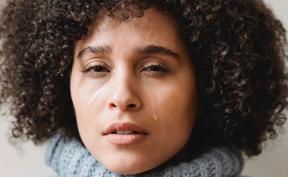 Cómo reducir los ojos hinchados con bolsas de té