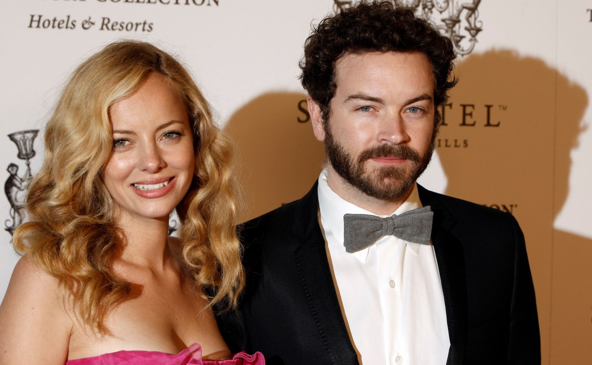 Esposa de Danny Masterson pide el divorcio y custodia de su hija