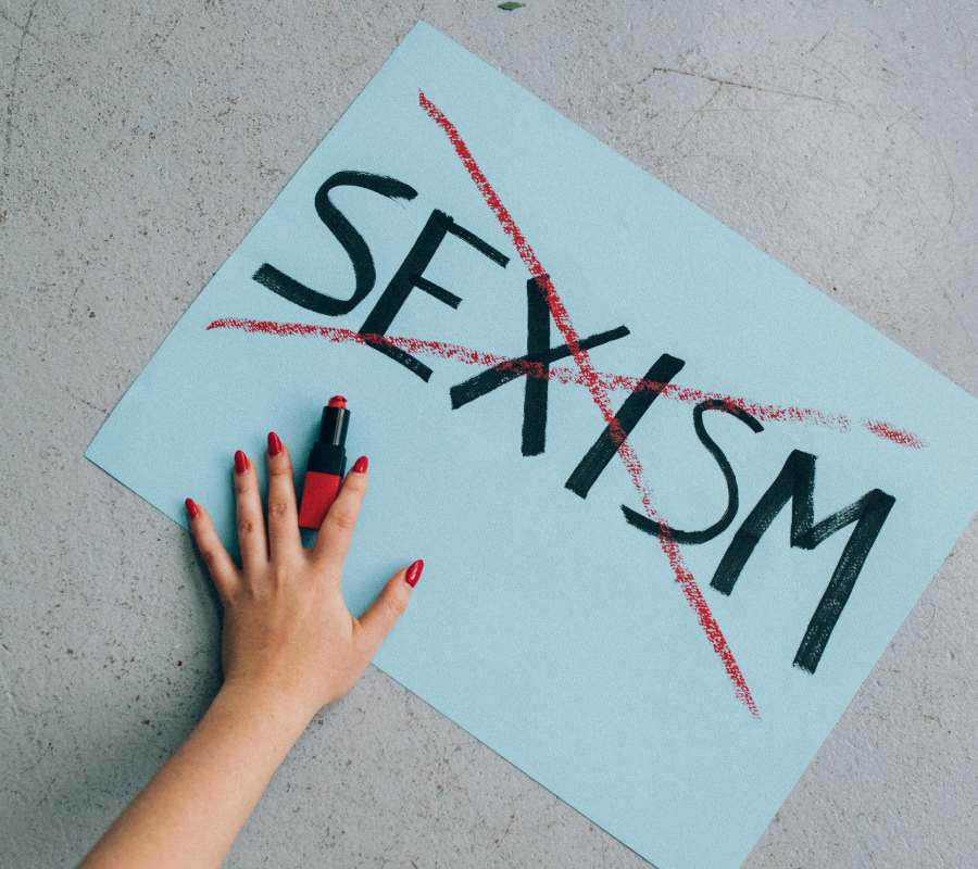4 palabras sexistas o clasistas que debemos quitar de nuestro vocabulario