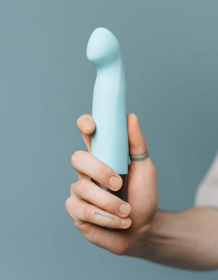 Por qué NO se le debe llamar 'consolador' al dildo