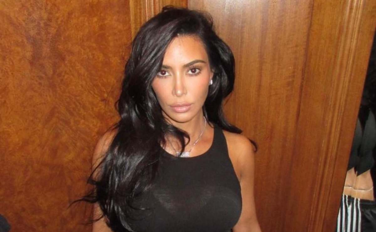 Kim Kardashian manda mensaje a fan que sobrevivió tiroteo