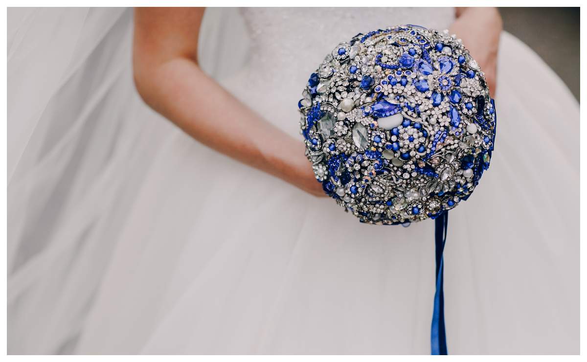 Por qué las novias usan algo azul en su boda