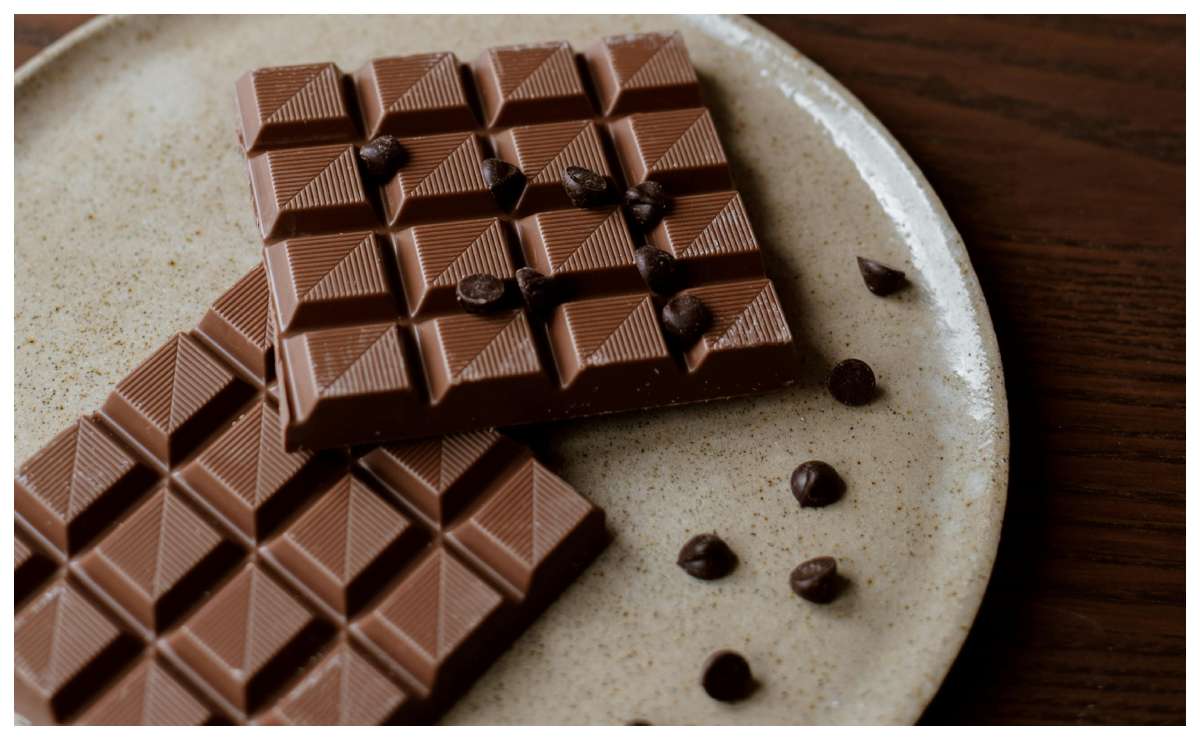 Por qué se te antoja comer chocolate en tu menstruación