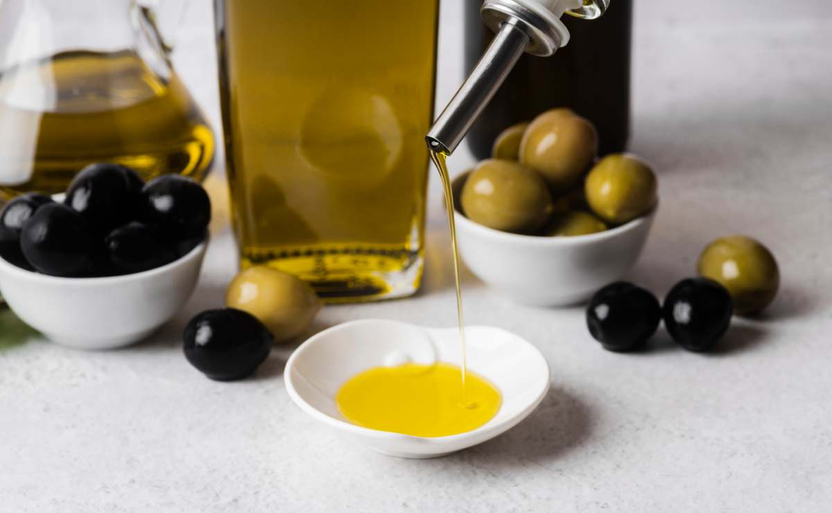 El aceite de oliva es bueno para la cara